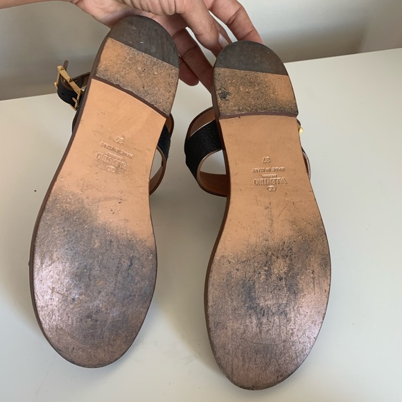 Valentino 💯 % Authentic🇮🇹 - Picture 10 of 11